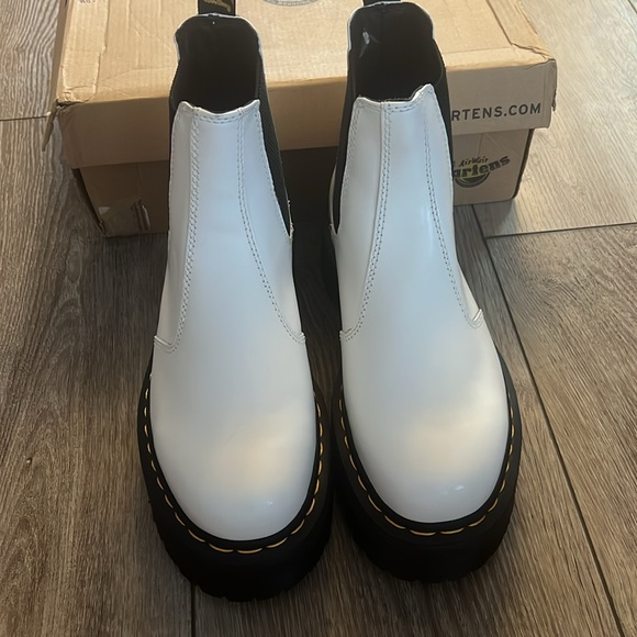 Dr. Martens Quad Retro Boots - Picture 2 of 8